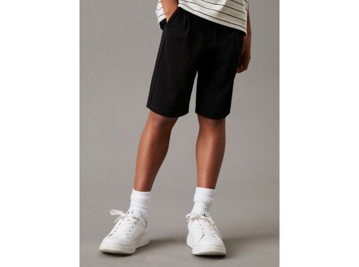 SHORTS TAILLÉS LÉGERS