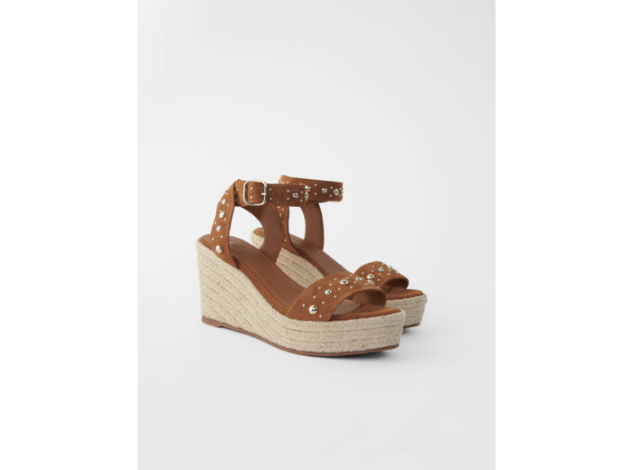 Sandales compensées à brides en suede