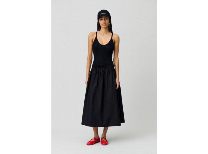 Robe mi-longue buste maille