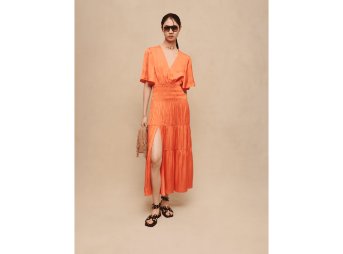 Robe longue satinée