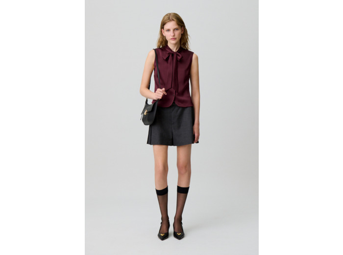 Chemise satinée sans manches