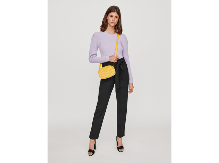 Pantalon taille haute et ceinturé