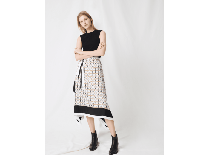 Robe noire à motifs inspiration foulard