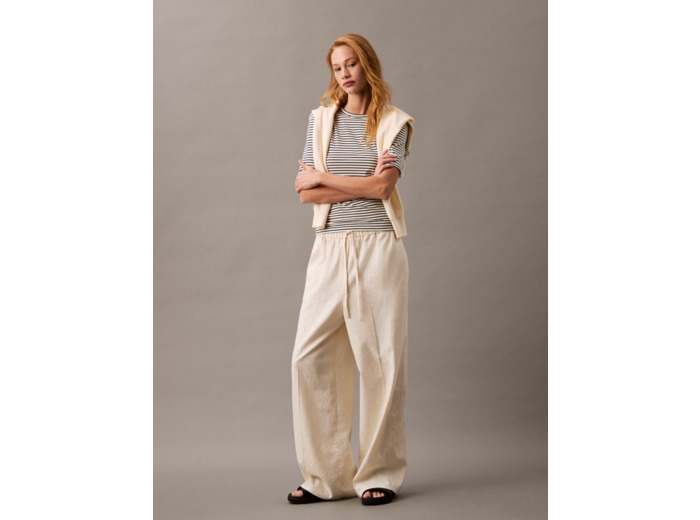 PANTALONS PLIÉS EN LIN AVEC CEINTURE