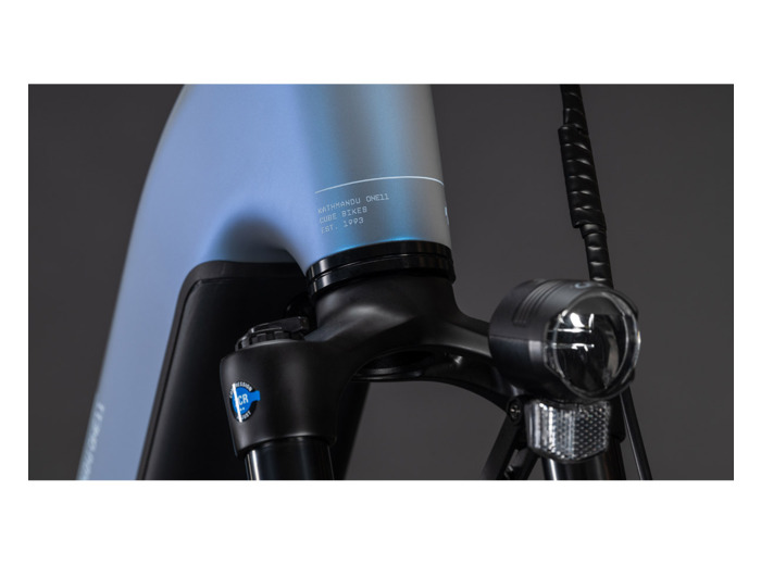 Vélo trekking électrique KATHMANDU HYBRID ONE11 HPC PRO 800 Bleu/Bleu