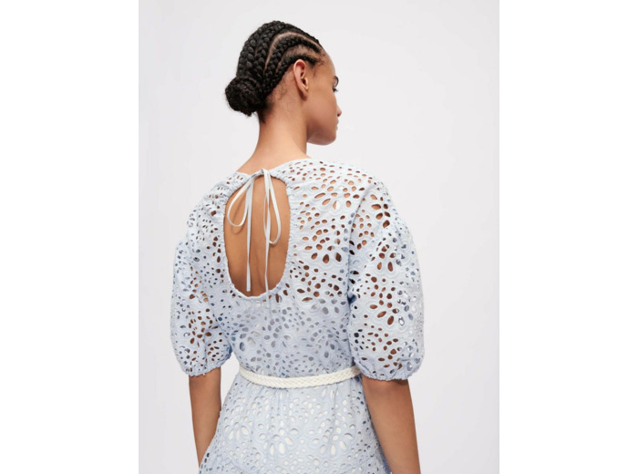 Robe en guipure dos nu