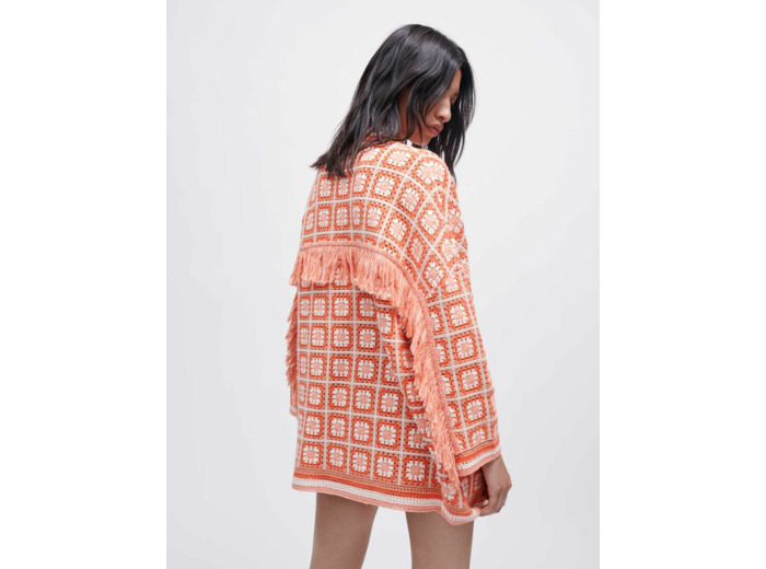 Cardigan en crochet à franges