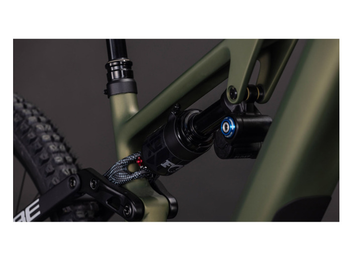 VTT tout suspendu électrique AMS HYBRID 177 C:62 TM 600X Vert