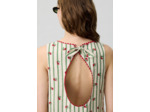 Robe courte sans manches