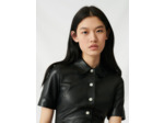 Robe chemise boutonnée en cuir