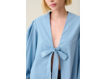 Blouse col V à nouer