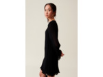 Robe courte plissée manches longues