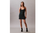 ROBE MINI À BRETELLES EN PERLES