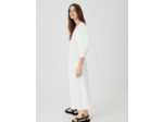 Robe à broderies resserrée à la taille