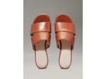 SANDALES EN CUIR AVEC DEUX BRIDES