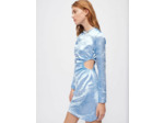 Robe en satin près du corps