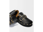 Sabots en cuir