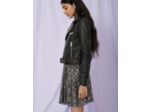 Blouson en cuir et studs façon biker