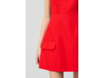 Robe courte cintrée