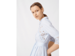 Robe patineuse avec ceinture à nouer
