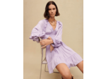 Robe courte satinée à volants