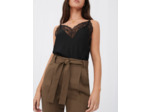 Pantalon de costume droit et ceinturé