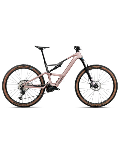 VTT tout suspendu électrique RISE SL M20 630W Rose du Désert/Carbone