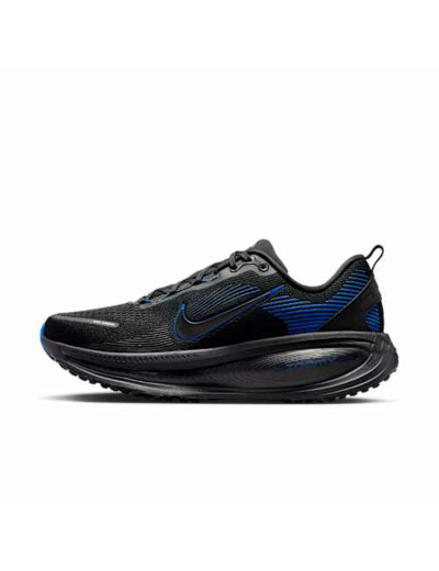 NIKE VOMERO 18