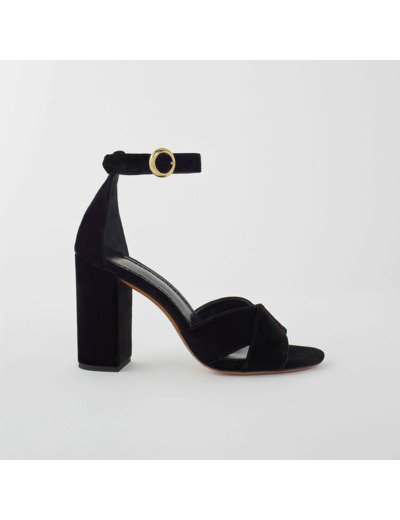 Sandales en velours noir à talons