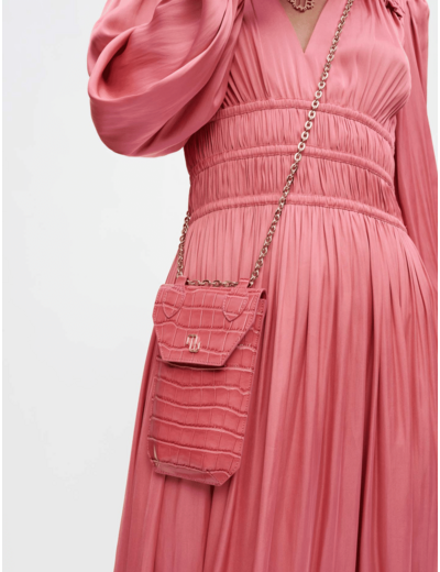 Robe en satin avec volants