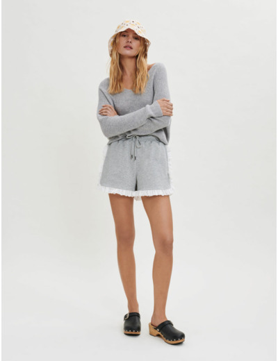 Short en molleton à volants en broderie