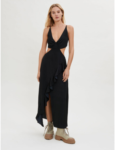 Robe en satin ajourée