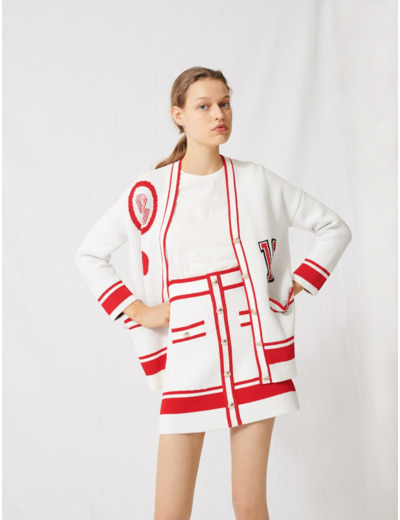 Cardigan écru à boutons dorés