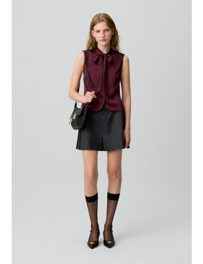 Chemise satinée sans manches