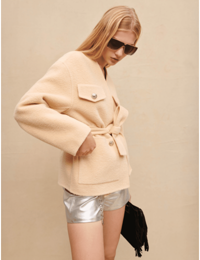 Manteau en laine ceinturé beige