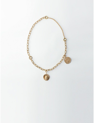 Collier à maillons avec charms médailles