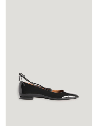 Ballerine cuir vernis