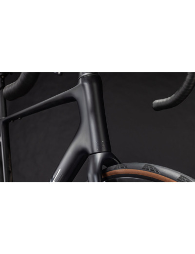 Vélo de route ATTAIN C:62 SLT Carbone