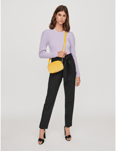 Pantalon taille haute et ceinturé
