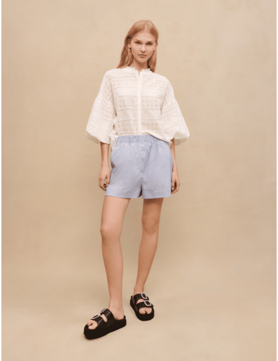 Short bleu à rayures