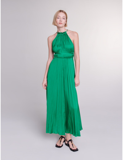 Robe longue satinée plissée