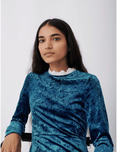 Robe en velours frappé à col fantaisie