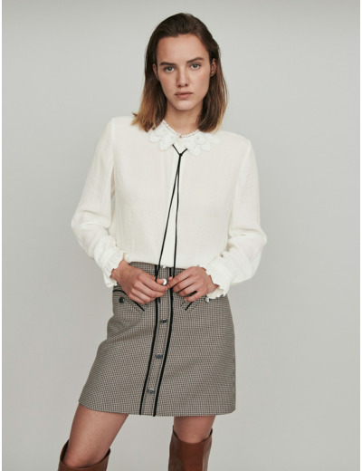 Chemise col guipure et lien velours