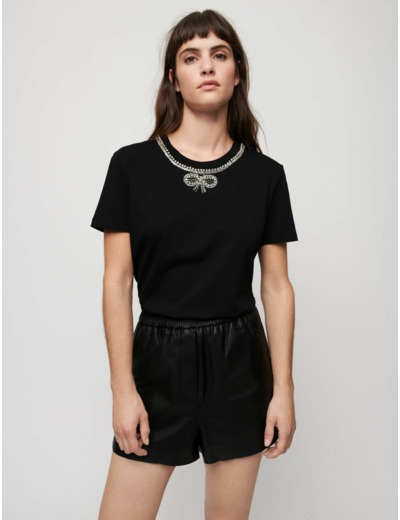 Tee-shirt à encolure strassée