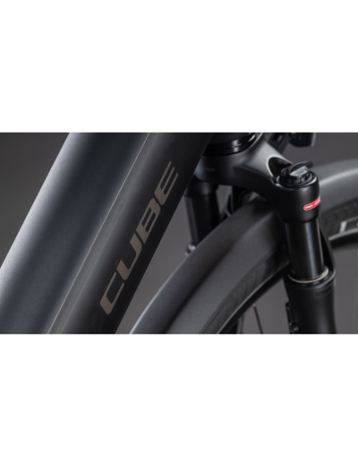 Vélo urbain électrique SUPREME RT HYBRID DELUXE EX 600 Noir/Chrome