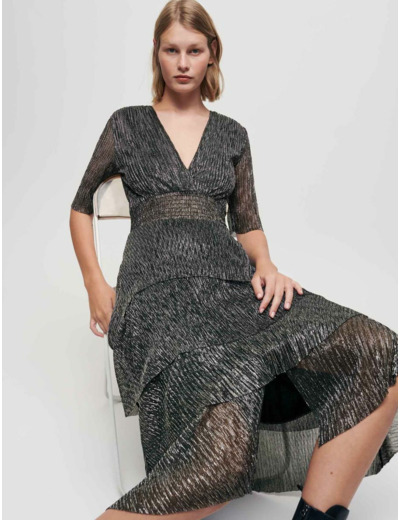Robe à volants en lamé fluide