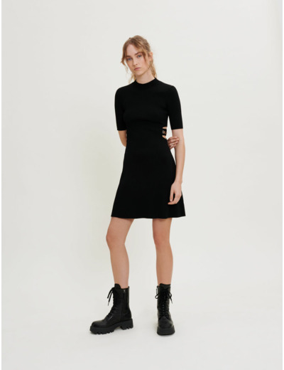 Robe en maille ajourée à la taille