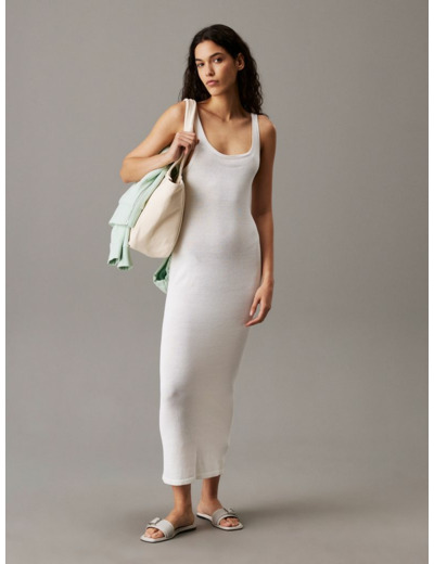 ROBE LONGUE À NOEUD DERRIÈRE
