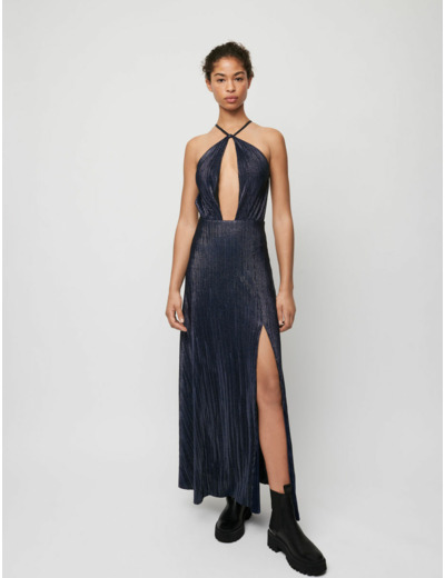 Robe en lamé décolletée