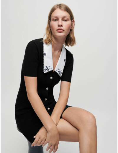 Robe en maille à col en popeline brodée